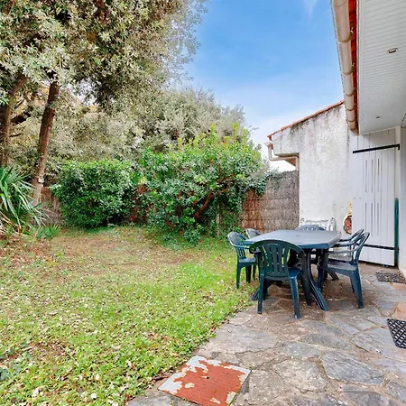 Holiday home Maison Pour 5 - 300m De La Du Tanchet Les Sables-d'Olonne