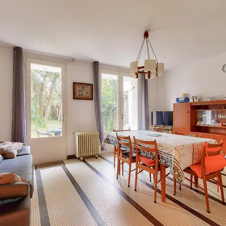 Maison Pour 5 - 300m De La Du Tanchet Holiday home *